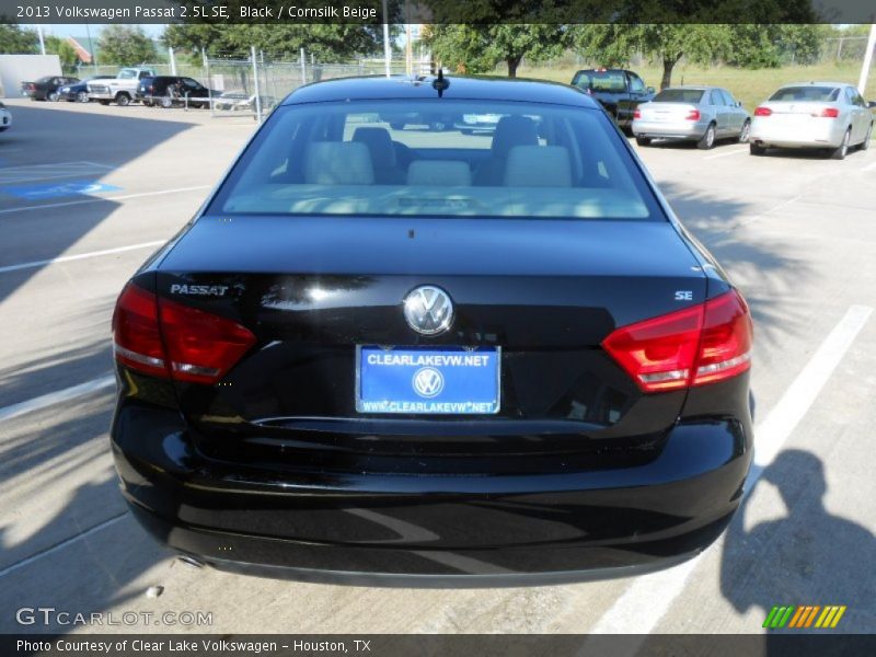 Black / Cornsilk Beige 2013 Volkswagen Passat 2.5L SE