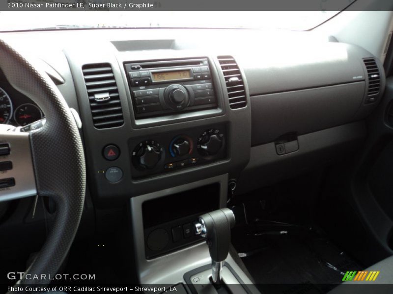 Super Black / Graphite 2010 Nissan Pathfinder LE