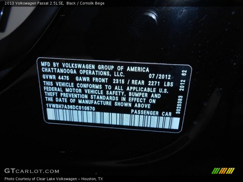 Black / Cornsilk Beige 2013 Volkswagen Passat 2.5L SE