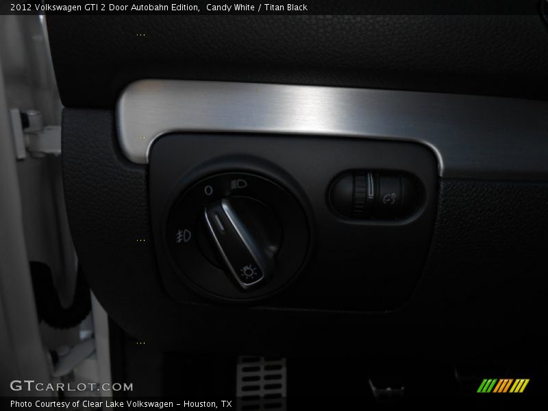Candy White / Titan Black 2012 Volkswagen GTI 2 Door Autobahn Edition