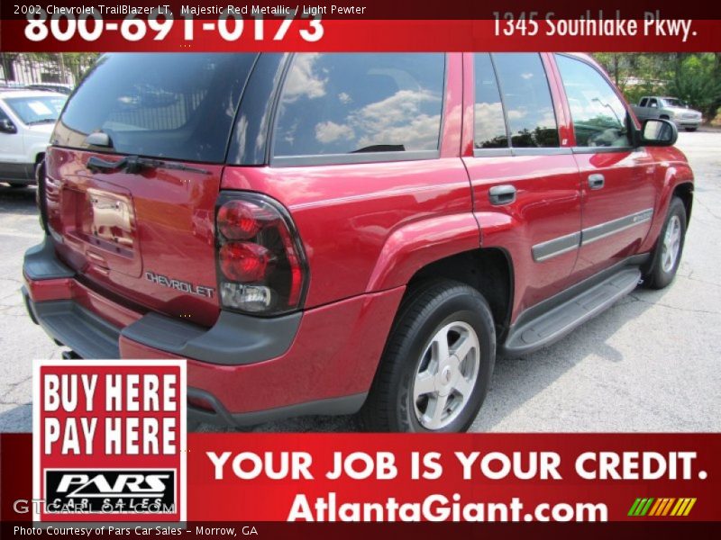 Majestic Red Metallic / Light Pewter 2002 Chevrolet TrailBlazer LT