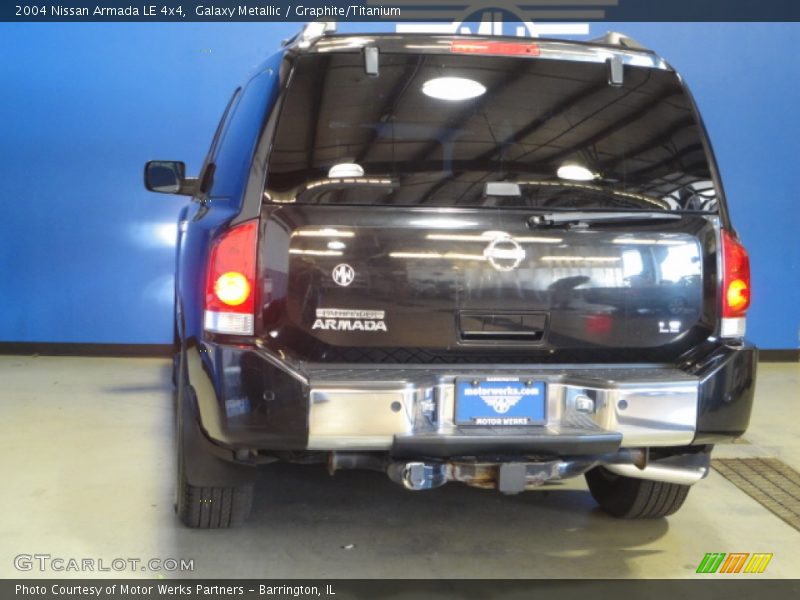 Galaxy Metallic / Graphite/Titanium 2004 Nissan Armada LE 4x4
