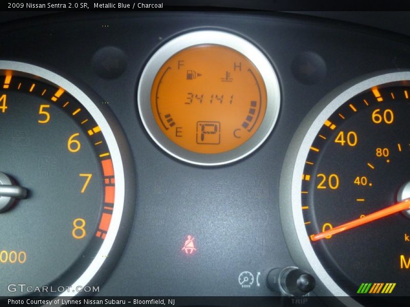 Metallic Blue / Charcoal 2009 Nissan Sentra 2.0 SR