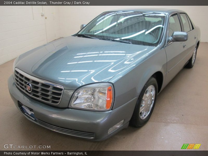 Thunder Gray / Dark Gray 2004 Cadillac DeVille Sedan
