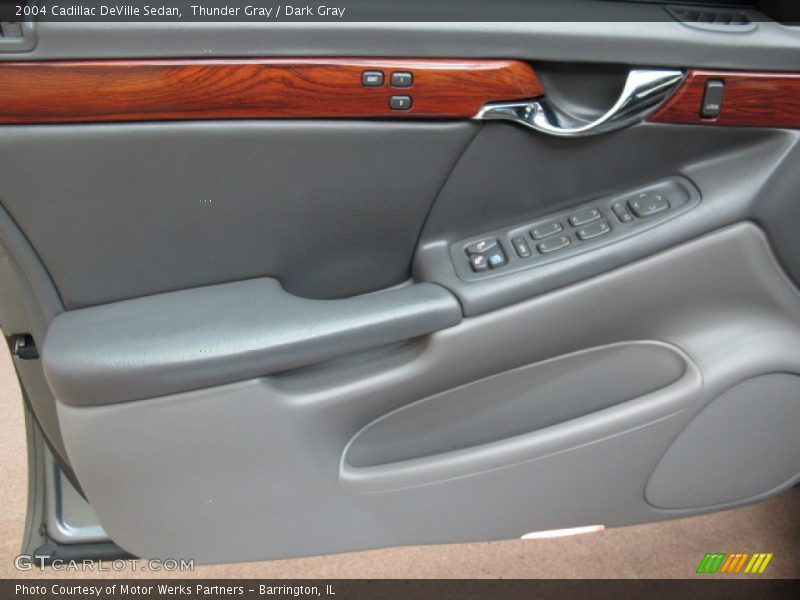 Thunder Gray / Dark Gray 2004 Cadillac DeVille Sedan