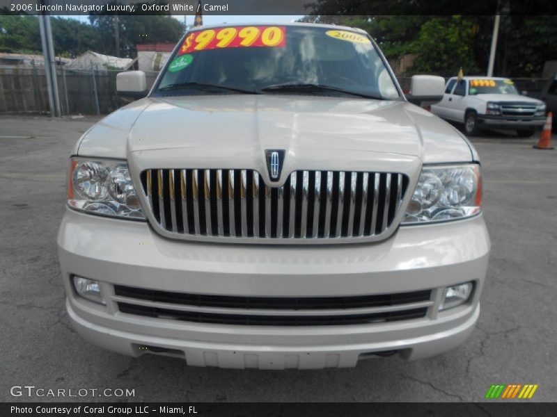 Oxford White / Camel 2006 Lincoln Navigator Luxury