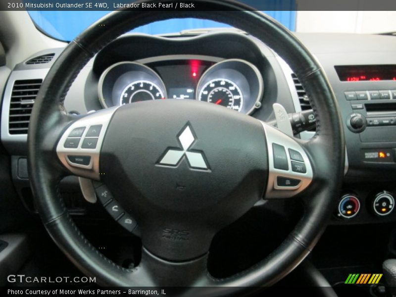 Labrador Black Pearl / Black 2010 Mitsubishi Outlander SE 4WD