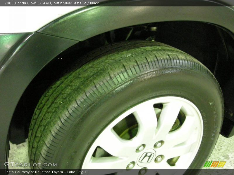 Satin Silver Metallic / Black 2005 Honda CR-V EX 4WD