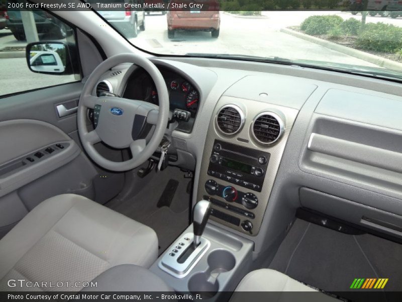 Titanium Green Metallic / Shale Grey 2006 Ford Freestyle SE AWD