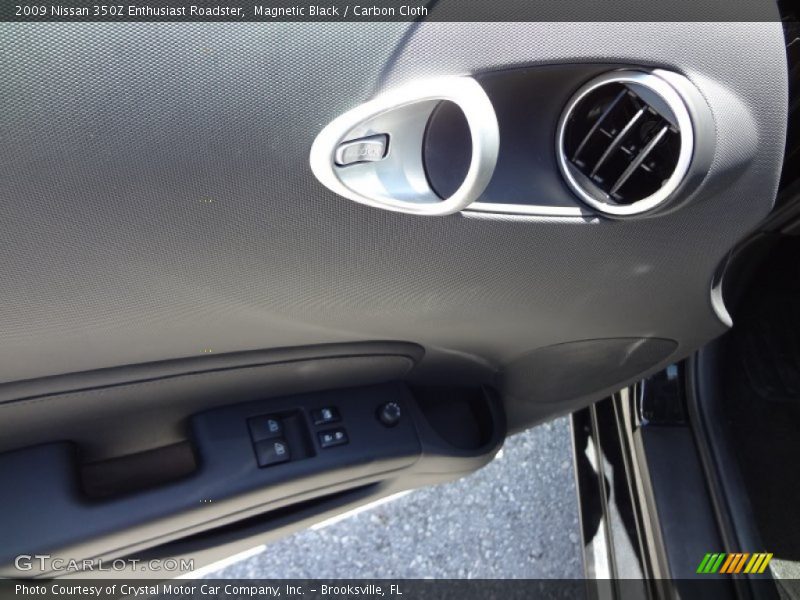 Magnetic Black / Carbon Cloth 2009 Nissan 350Z Enthusiast Roadster