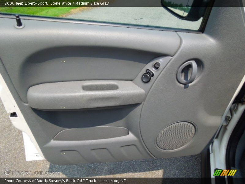 Stone White / Medium Slate Gray 2006 Jeep Liberty Sport