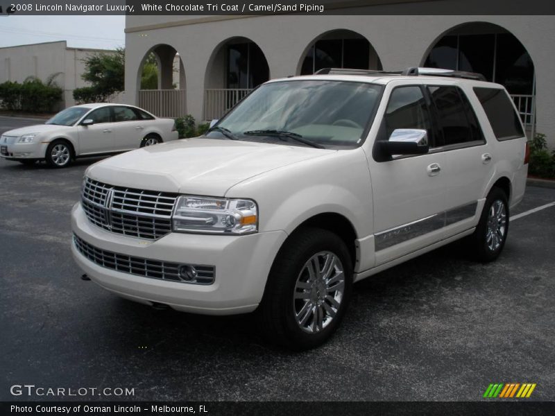 White Chocolate Tri Coat / Camel/Sand Piping 2008 Lincoln Navigator Luxury