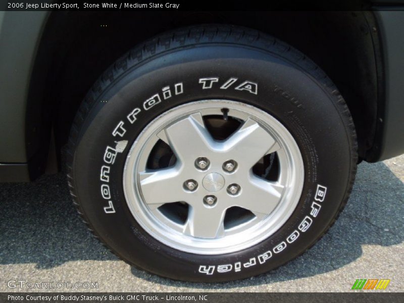 Stone White / Medium Slate Gray 2006 Jeep Liberty Sport