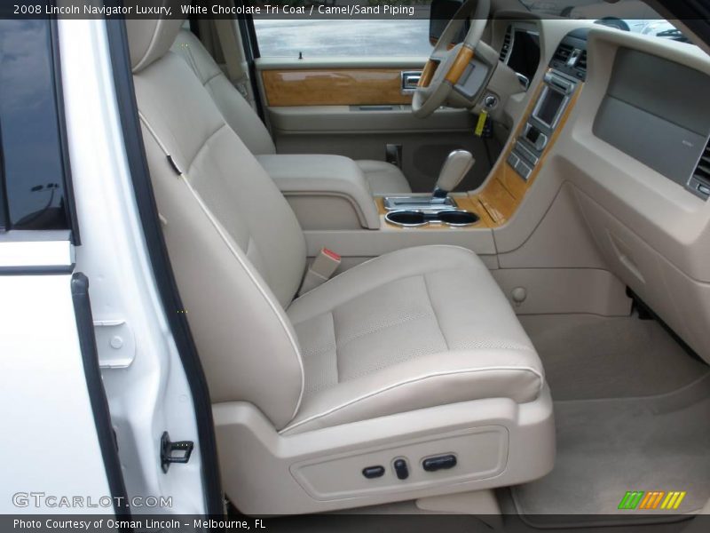 White Chocolate Tri Coat / Camel/Sand Piping 2008 Lincoln Navigator Luxury
