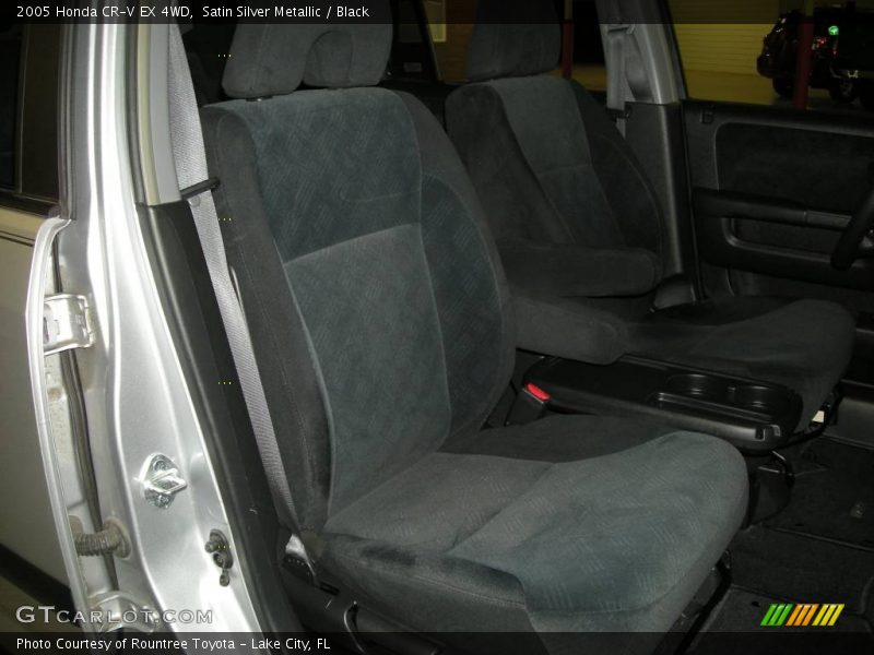 Satin Silver Metallic / Black 2005 Honda CR-V EX 4WD