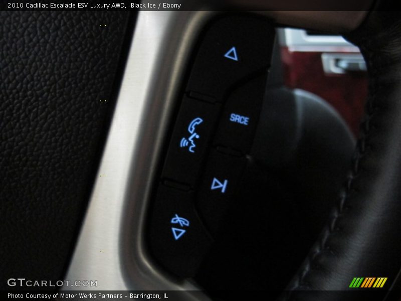 Controls of 2010 Escalade ESV Luxury AWD