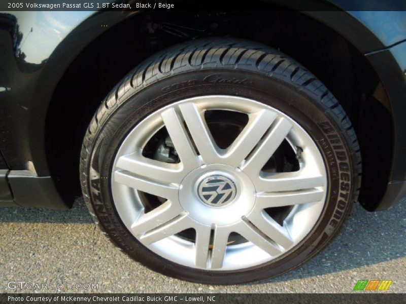 Black / Beige 2005 Volkswagen Passat GLS 1.8T Sedan