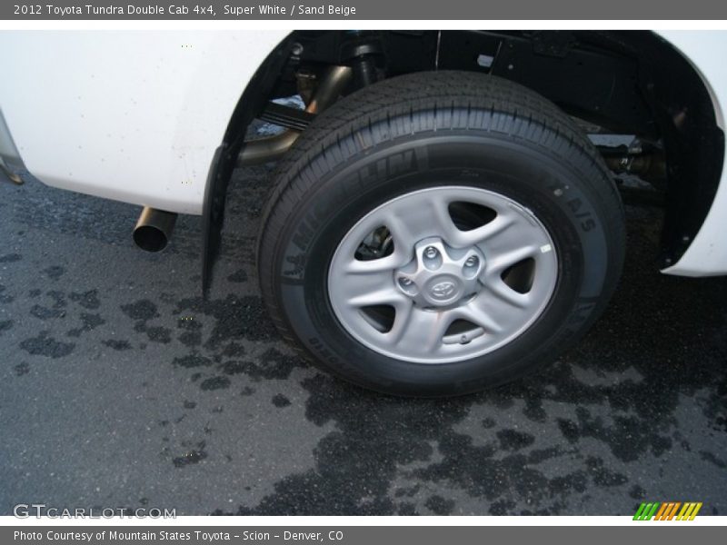Super White / Sand Beige 2012 Toyota Tundra Double Cab 4x4