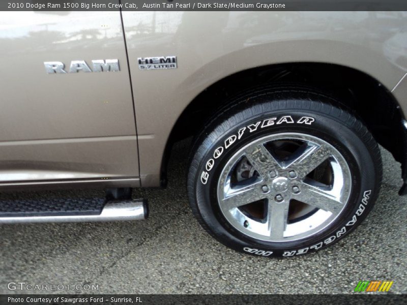 Austin Tan Pearl / Dark Slate/Medium Graystone 2010 Dodge Ram 1500 Big Horn Crew Cab
