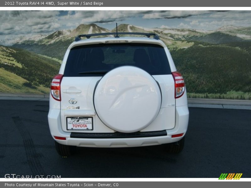 Super White / Sand Beige 2012 Toyota RAV4 I4 4WD