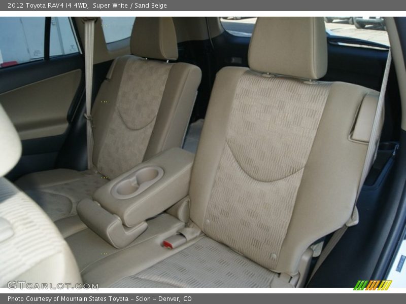Super White / Sand Beige 2012 Toyota RAV4 I4 4WD