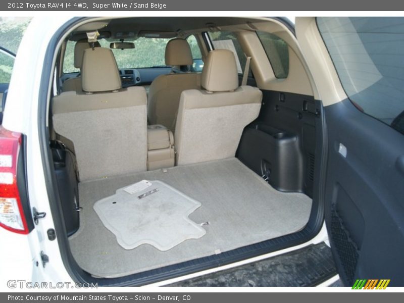 Super White / Sand Beige 2012 Toyota RAV4 I4 4WD