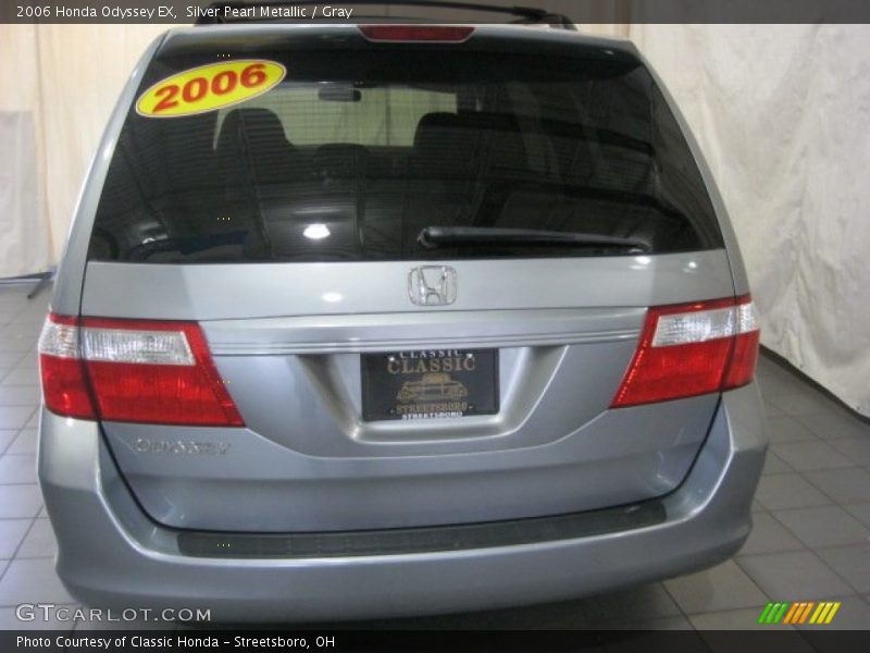 Silver Pearl Metallic / Gray 2006 Honda Odyssey EX