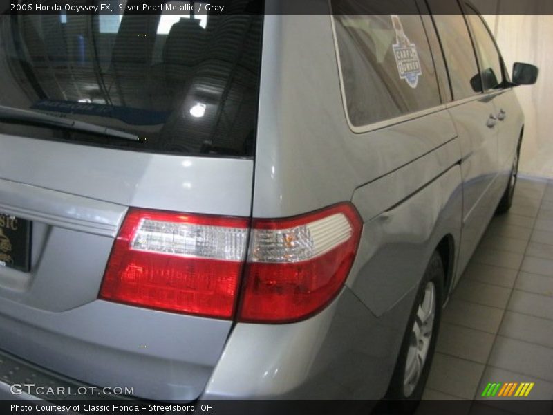 Silver Pearl Metallic / Gray 2006 Honda Odyssey EX