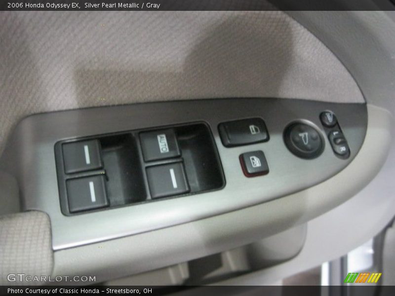 Silver Pearl Metallic / Gray 2006 Honda Odyssey EX
