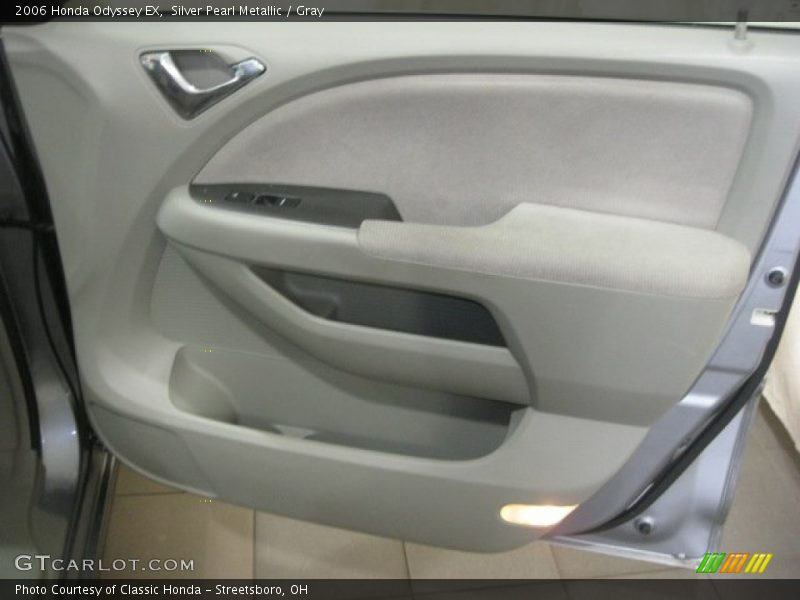 Silver Pearl Metallic / Gray 2006 Honda Odyssey EX