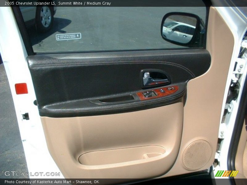 Summit White / Medium Gray 2005 Chevrolet Uplander LS