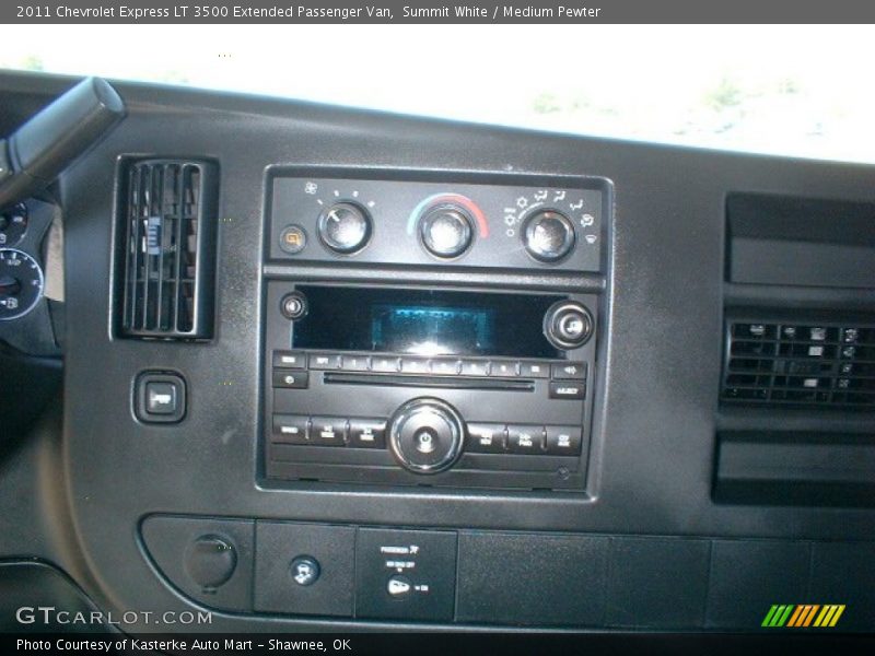 Summit White / Medium Pewter 2011 Chevrolet Express LT 3500 Extended Passenger Van