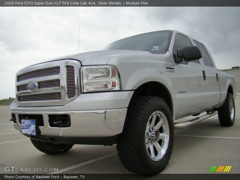 Silver Metallic / Medium Flint 2006 Ford F250 Super Duty XLT FX4 Crew Cab 4x4