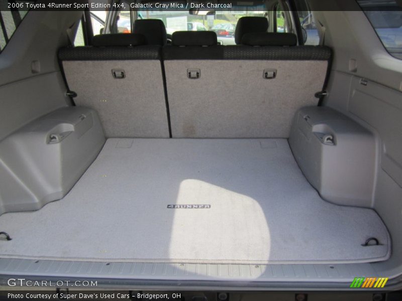  2006 4Runner Sport Edition 4x4 Trunk