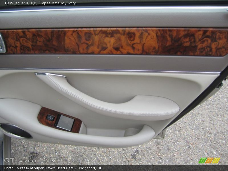 Topaz Metallic / Ivory 1995 Jaguar XJ XJ6