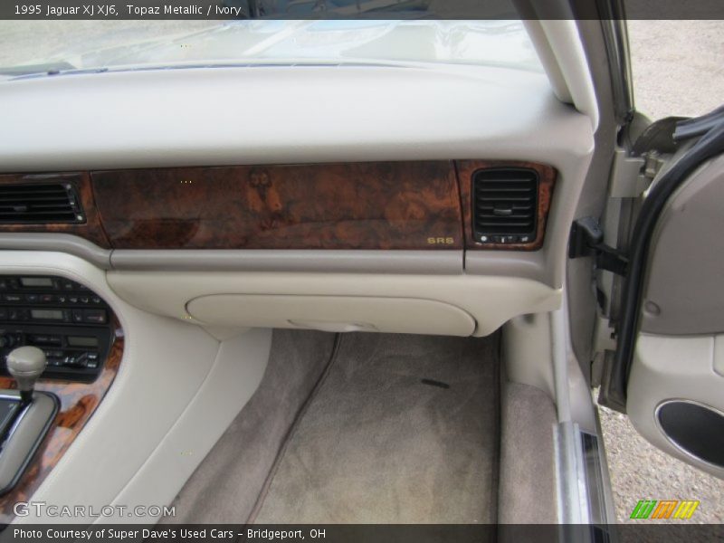Topaz Metallic / Ivory 1995 Jaguar XJ XJ6