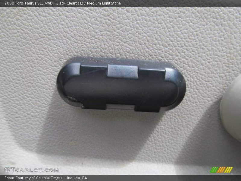 Black Clearcoat / Medium Light Stone 2008 Ford Taurus SEL AWD