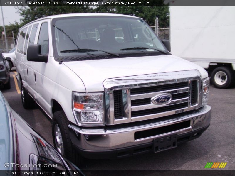 Oxford White / Medium Flint 2011 Ford E Series Van E350 XLT Extended Passenger