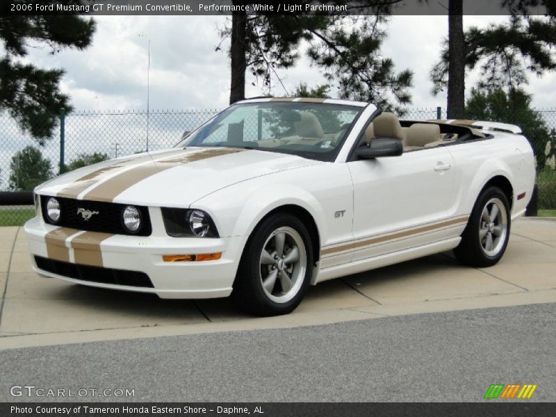 Front 3/4 View of 2006 Mustang GT Premium Convertible