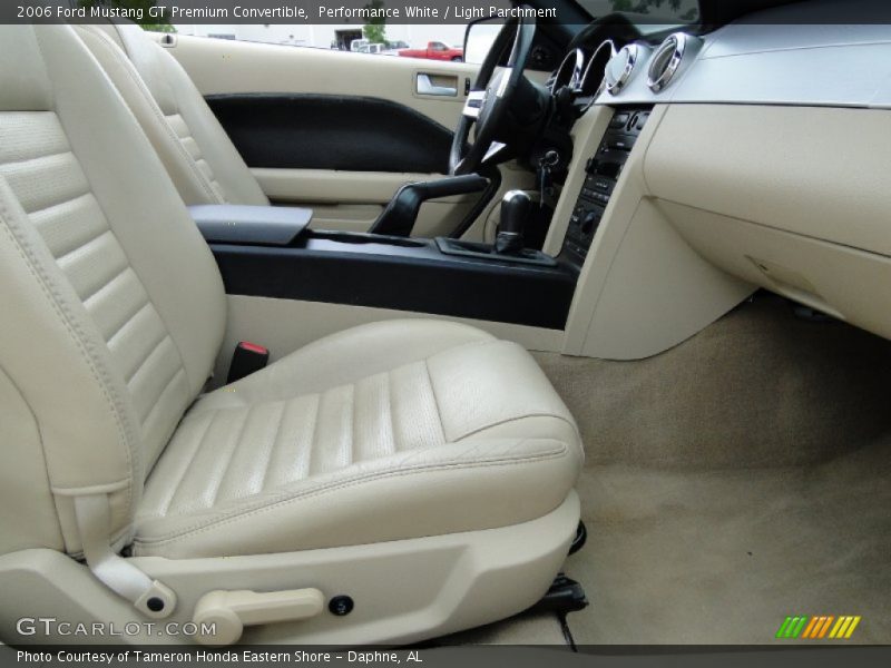  2006 Mustang GT Premium Convertible Light Parchment Interior