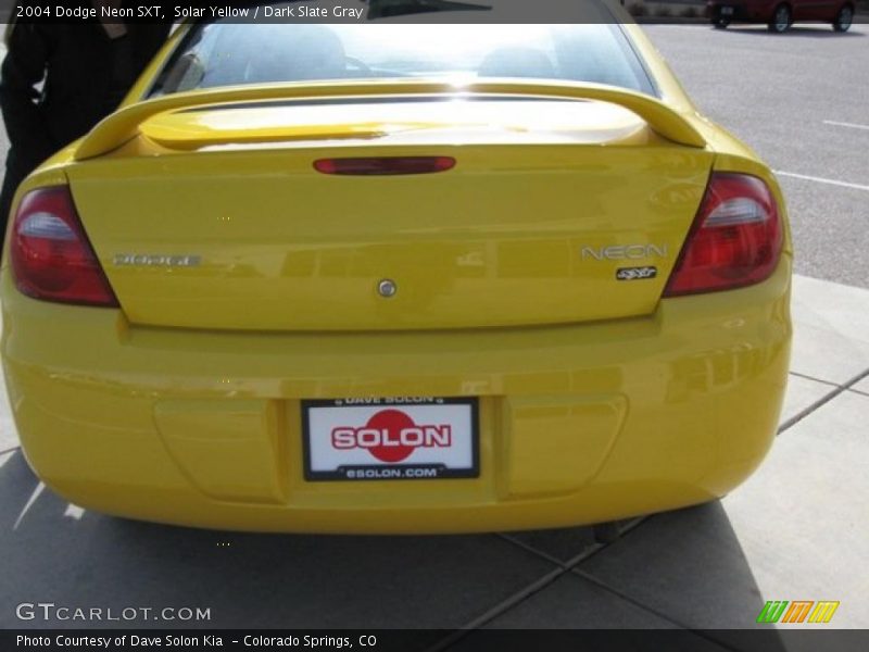 Solar Yellow / Dark Slate Gray 2004 Dodge Neon SXT