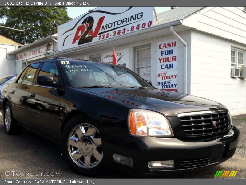 Sable Black / Black 2002 Cadillac DeVille DTS