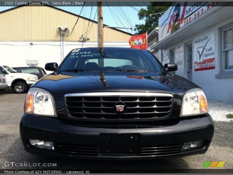 Sable Black / Black 2002 Cadillac DeVille DTS