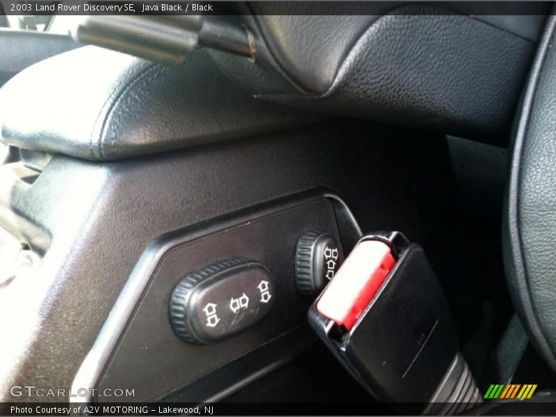 Java Black / Black 2003 Land Rover Discovery SE