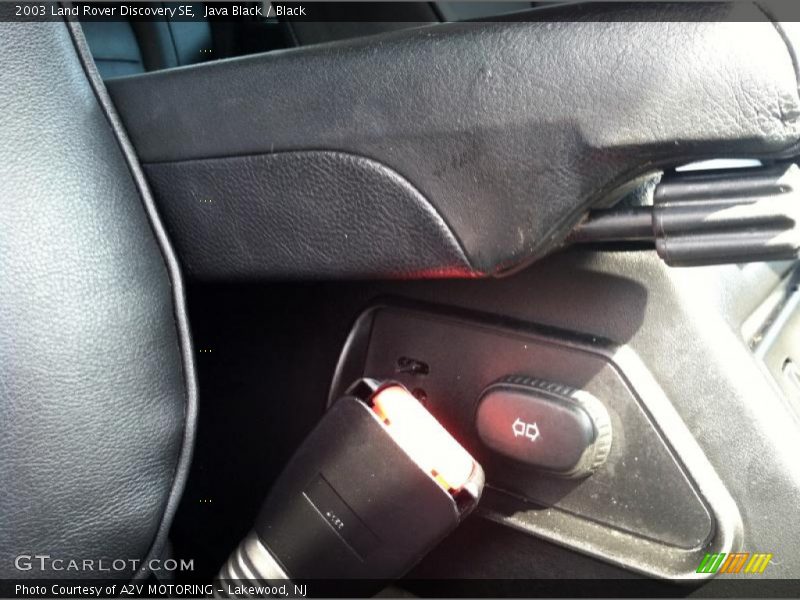 Java Black / Black 2003 Land Rover Discovery SE