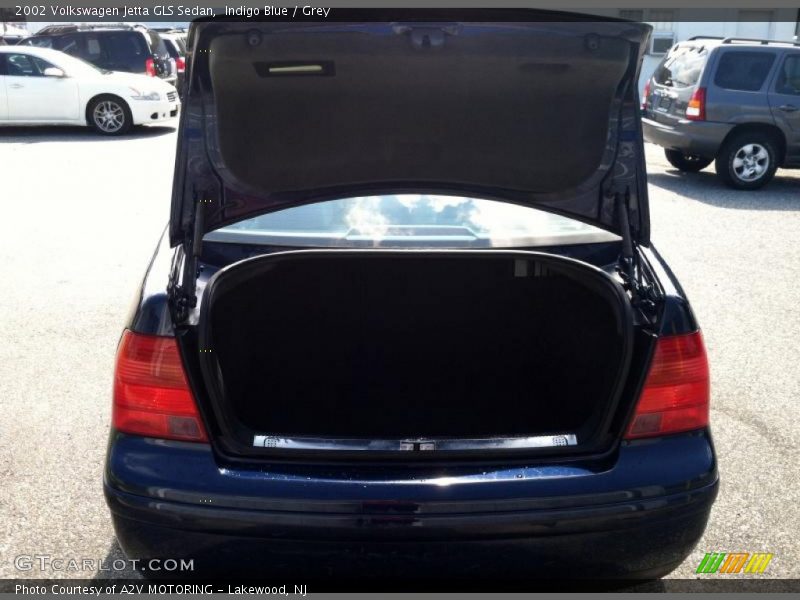 Indigo Blue / Grey 2002 Volkswagen Jetta GLS Sedan
