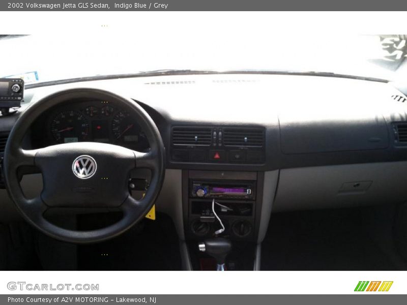 Indigo Blue / Grey 2002 Volkswagen Jetta GLS Sedan