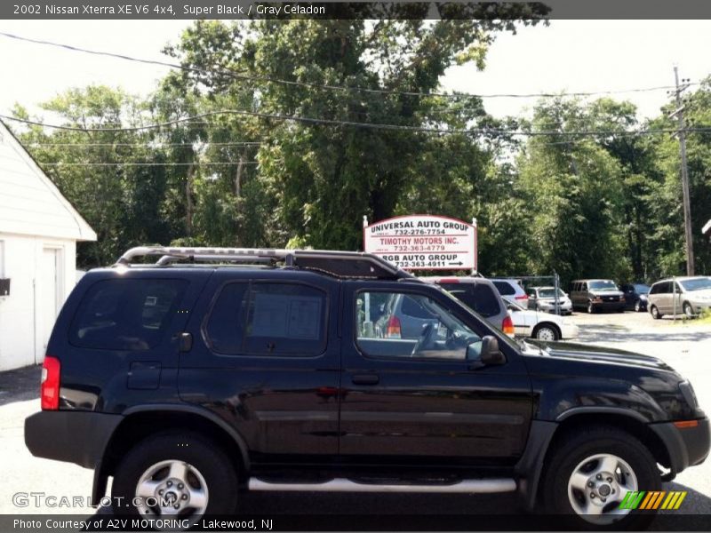 Super Black / Gray Celadon 2002 Nissan Xterra XE V6 4x4