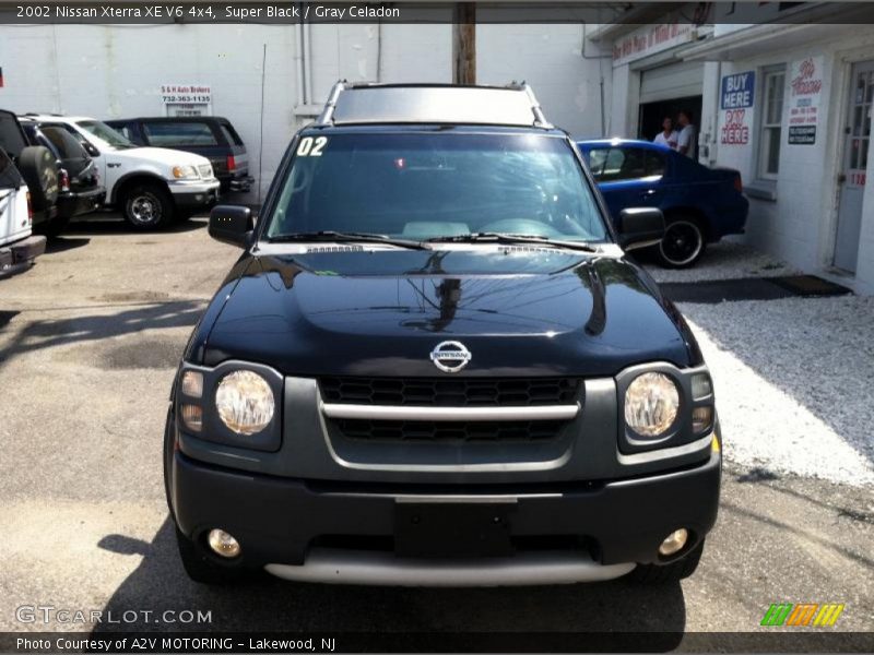 Super Black / Gray Celadon 2002 Nissan Xterra XE V6 4x4