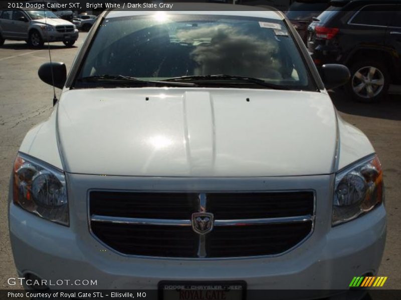 Bright White / Dark Slate Gray 2012 Dodge Caliber SXT